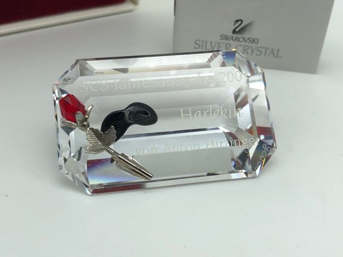 Swarovski figura scudo