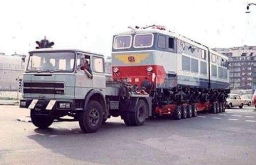 E656 001 con trattore fiat - con,
