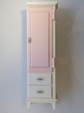 BARBIE BAMBOLA BARBIE ACCESSORIO : ARMADIO CAMERETTA BIANCO ROSA #1