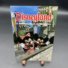 Libro Disneyland Un libro di