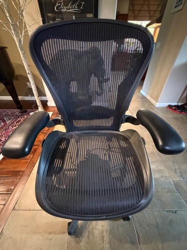 Herman miller aeron classic - miller,