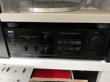 AKAI AM 35 amplificatore