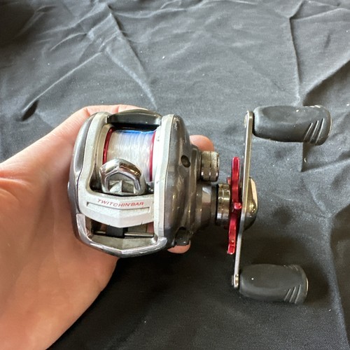 Vintage daiwa megaforce - l/h,