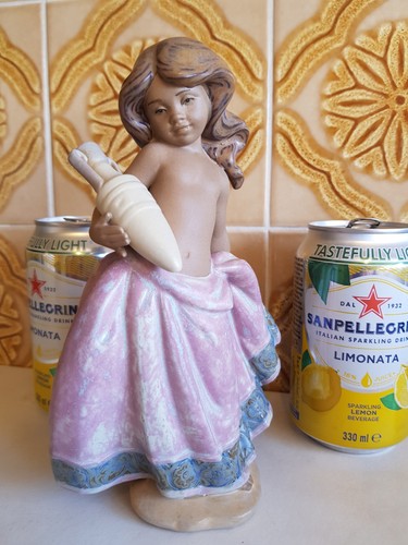 Lladro little peasant girl - little,