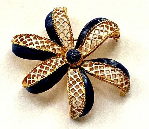 Broche vintage fleur ajouré - fleur,