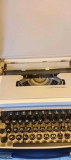 Retro White Olivetti Underwood