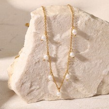 Collana da donna con perle