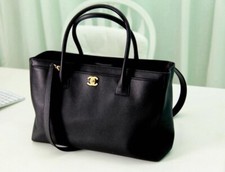 Chanel Vintage Mod.Executive Perfette Condizioni. Angoli Immacolati. Rara.