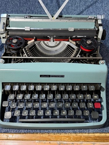Olivetti lettera vintage - 32,