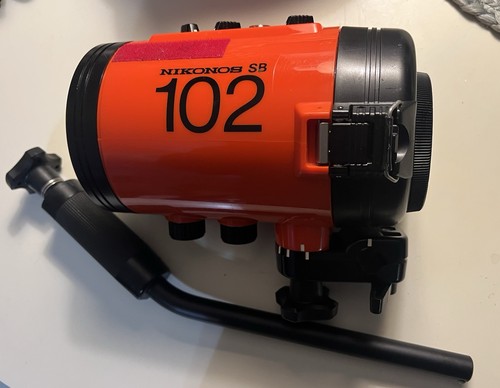 Nikonos speedlight flash - nikonos,
