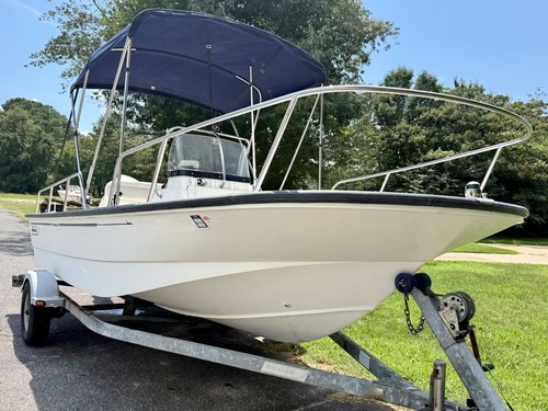 Boston whaler 170 montauk - ,
