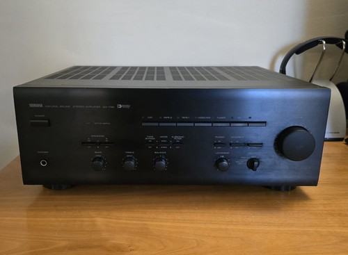 Amplificatore stereo servo