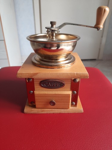 Vecchio macina caffè legno - macina,