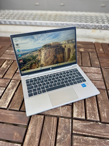Elitebook 830 i5 - hp,