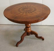 Tavolino antico intarsiato