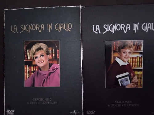 Signora giallo stagioni - in,