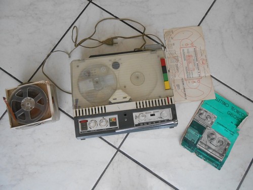 Registratore con radio - , geloso