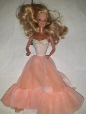  vintage Barbie Peaches &