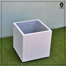 Fioriera vaso quadrato in cemento bianco su misura giardino arredo urbano 50 cm