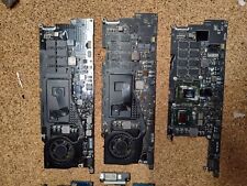 Scheda Madre Apple 820-2375-A 2008 blocco di 3 pezzi non funzionanti.