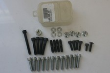 Kit viti e dadi motore ad aria