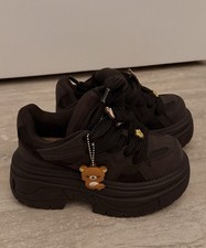 Sneakers Bershka x Rilakkuma