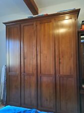 vendo armadio 4 ante di legno massello castagno 600 eurol lunghezza 