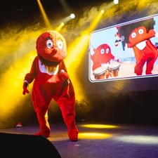 Costume da adulto GABIBBO STRISCIA LA NOTIZIA.