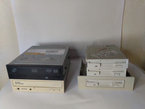 Lotto lettori floppy - cd,