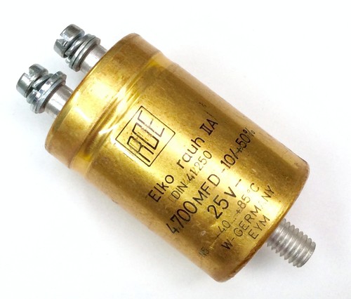 Condensatore elettrolitico - condensatore,