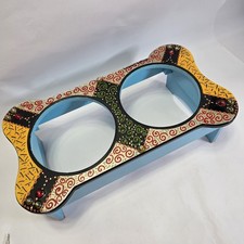 Mangiatoia per cani a forma di