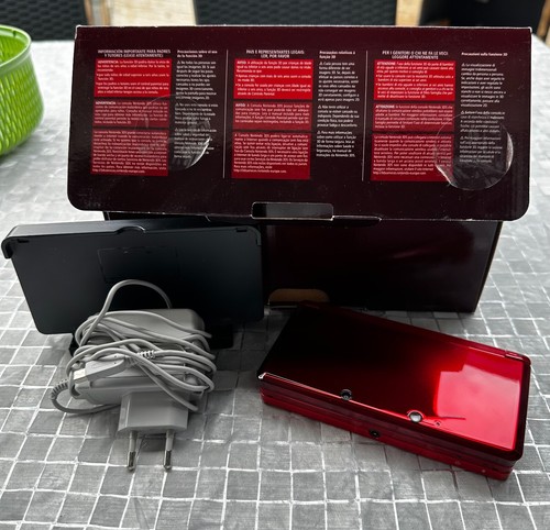 Nintendo 3ds metallic red - metallic,