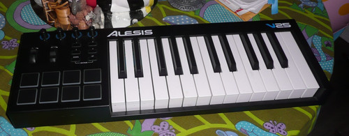 Alesis v25 usb - alesis, midi