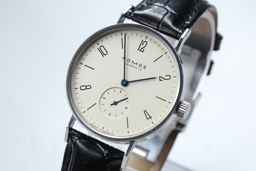 Con carta orologio - [con,