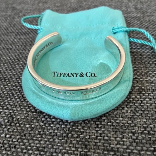 Bracciale bracciale stretto