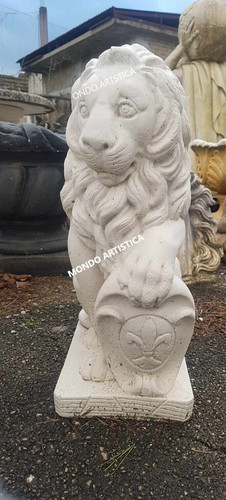 Leone statua scultura con - scultura,