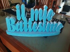 Scritte, Nomi, numeri e sagome