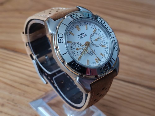 Sector adv 4500 calendar - 4500,