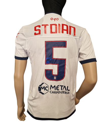 Crotone adrian stoian 5 - fc,