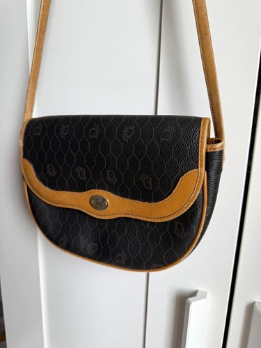 Borsa tracolla christian - a,