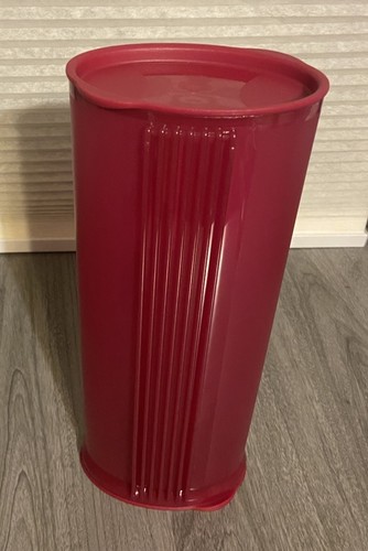 Tupperware dispenser spaghetti - tupperware,