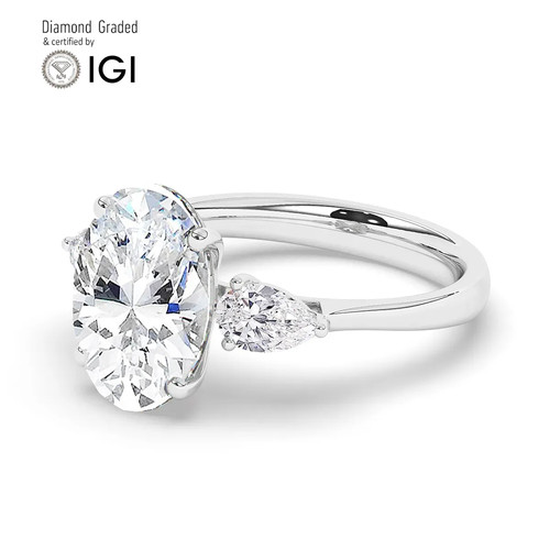 Oval diamond trilogy ring - trilogy,