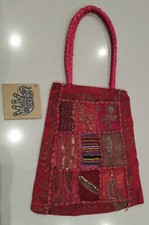 Borsa etnica ricamata