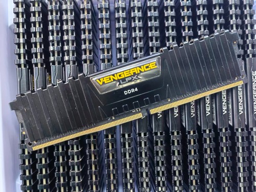 Corsair ddr4 3200 - 3200, 3000