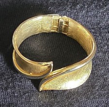BRACCIALE RIGIDO FIRMATO TRIFARI DIAMETRO CM.6 Trifanium ORO