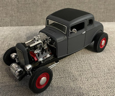 FORD 32 COUPE HOT ROD ERTL