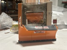 Pala Spazzaneve Più Spargisale Hydrac 1:32 Universal Hobbies Pala Senza Scatola