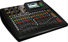 Behringer X-32 Mixer digitale