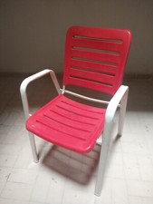 Sedia impilabile in metallo e plastica Steelmobil