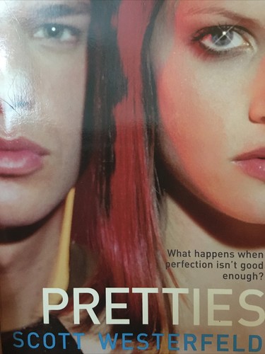 Pretties uglies trilogy book - uglies,